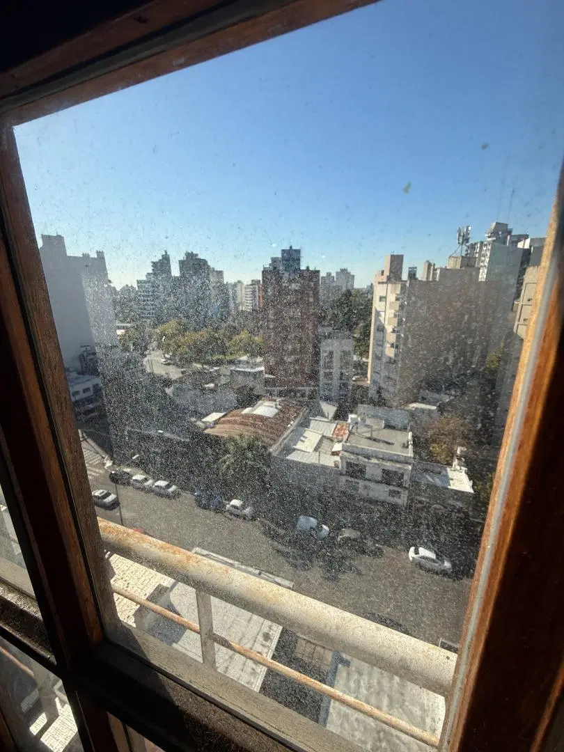 duplex en piso 10 y 11, con patio, excelentes vistas 2