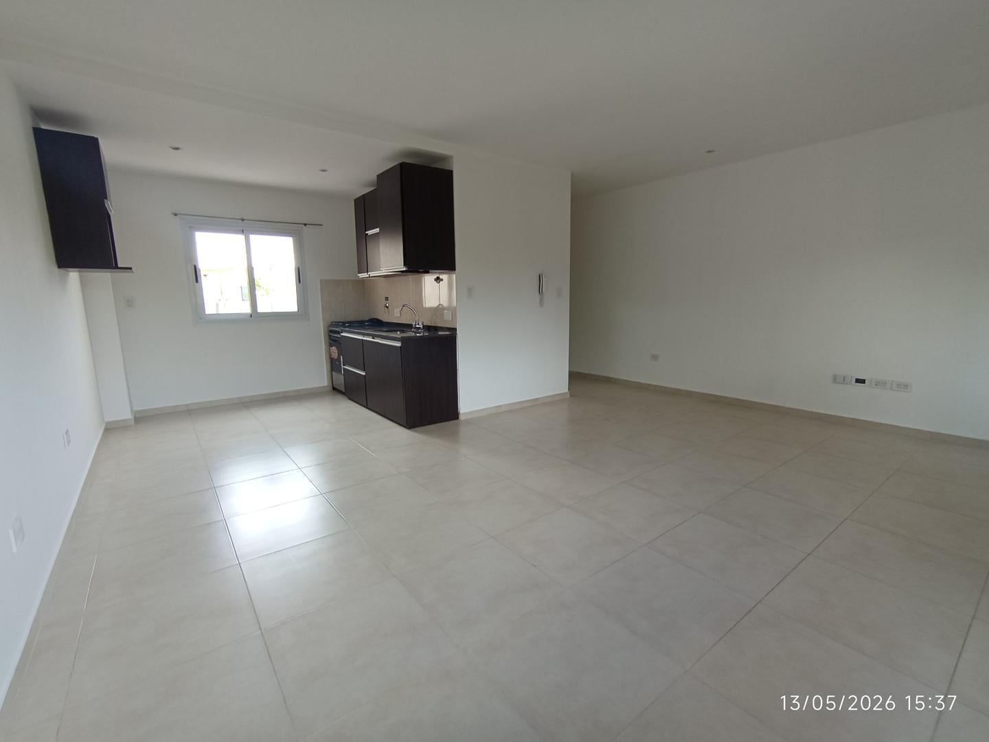 Monoambiente nuevo Dg 73 (69 y 70)