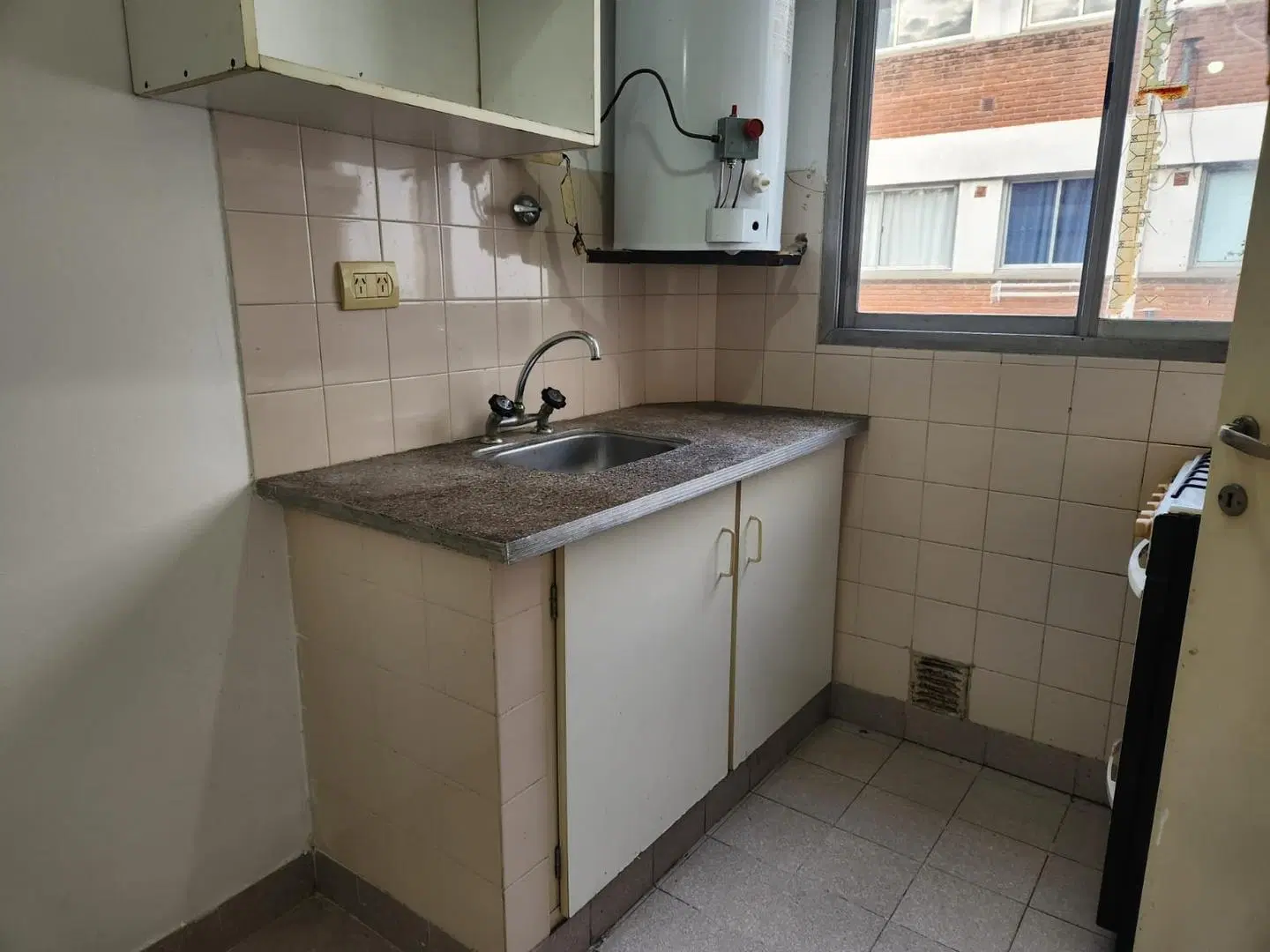 ¡Departamento en 2° piso, zona universidades! 5