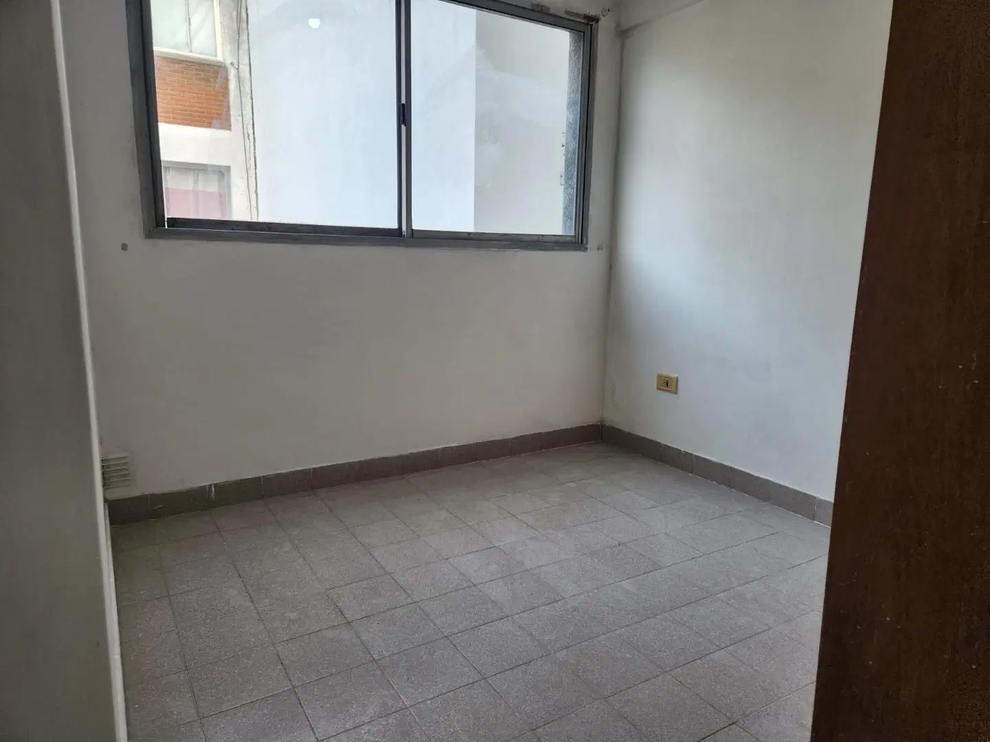 ¡Departamento en 2° piso, zona universidades! 1