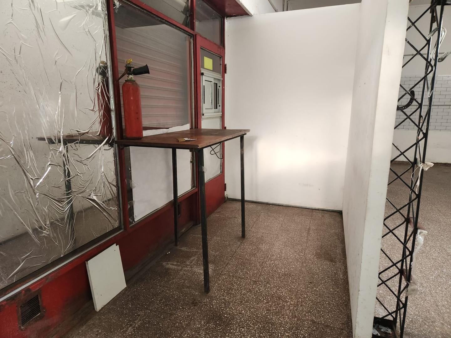 Foto de ¡Local comercial sobre esquina 520 y 1!, imagen 5
