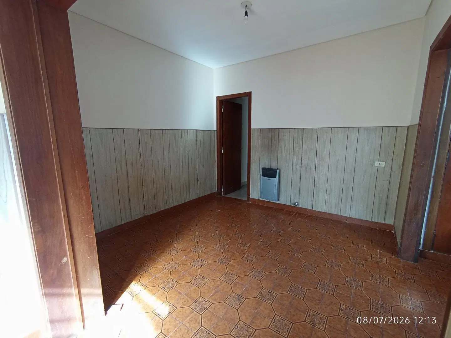 Depto tipo casa interna, dos dormitorios + patio, 8