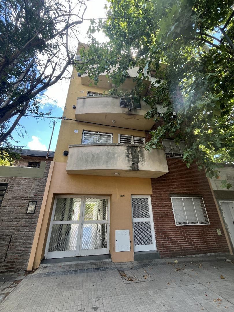 Foto de OPORTUNIDAD !!! semipiso contrafrente, con cochera, imagen 5