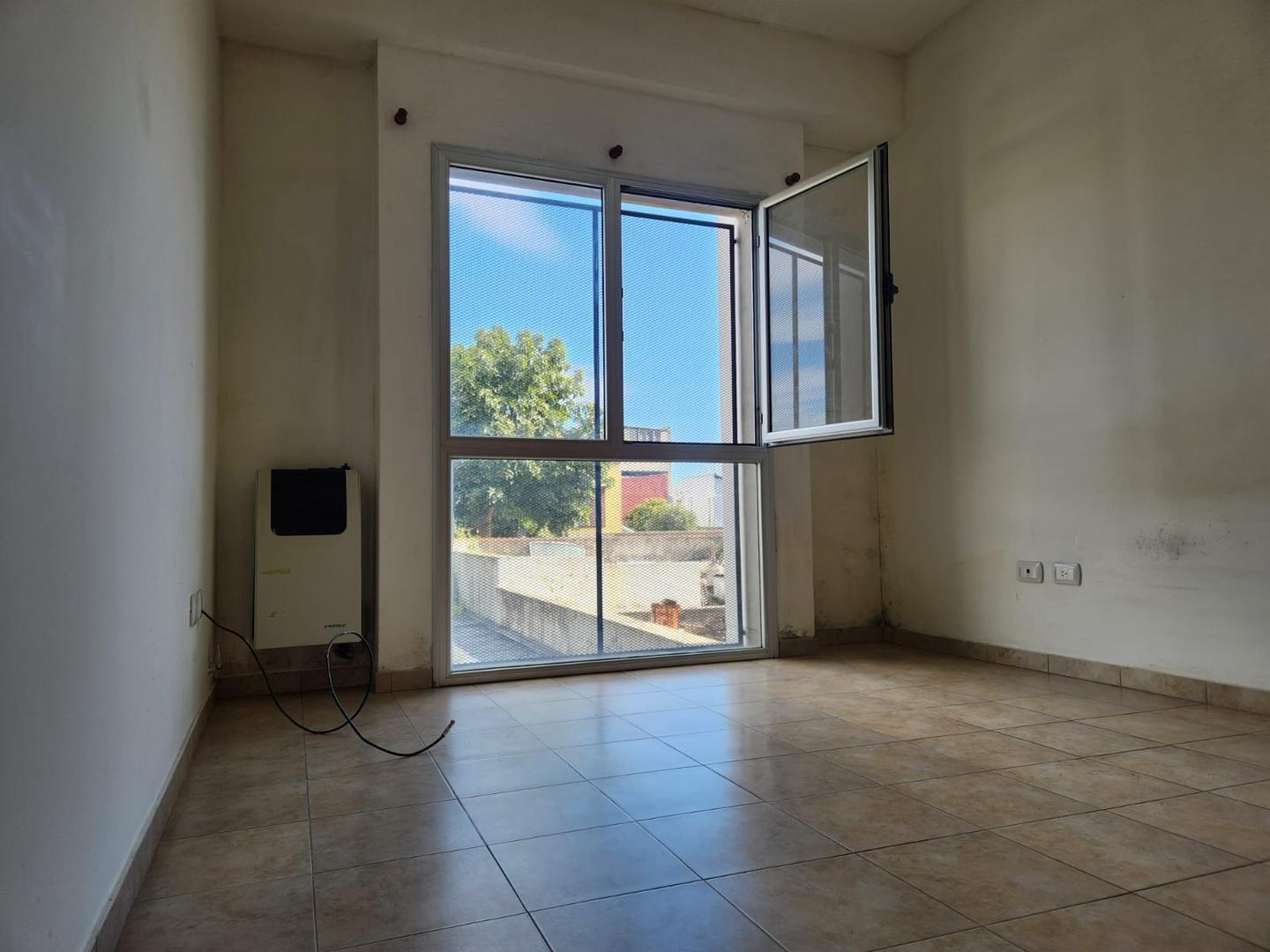 Foto de ¡Amplio departamento, 1 dormi y balcón!, imagen 2
