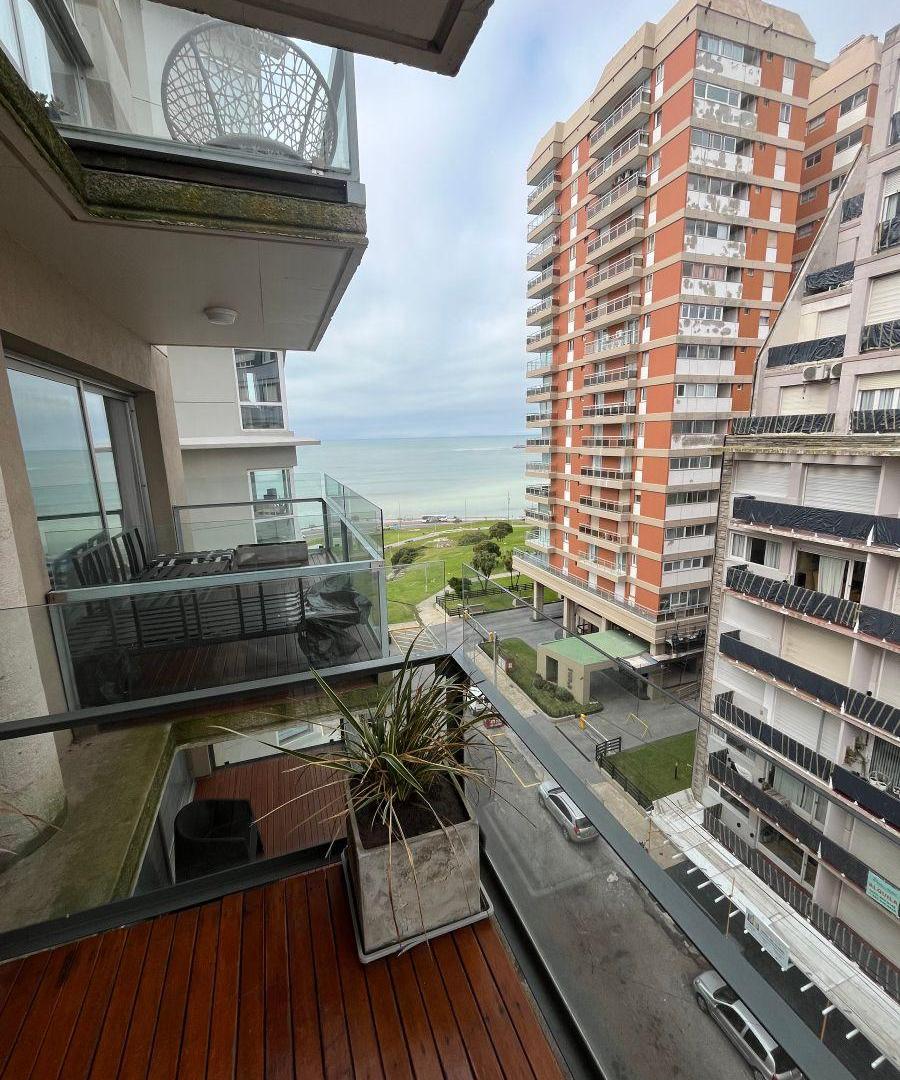 Departamento en alq con vista al mar Alem