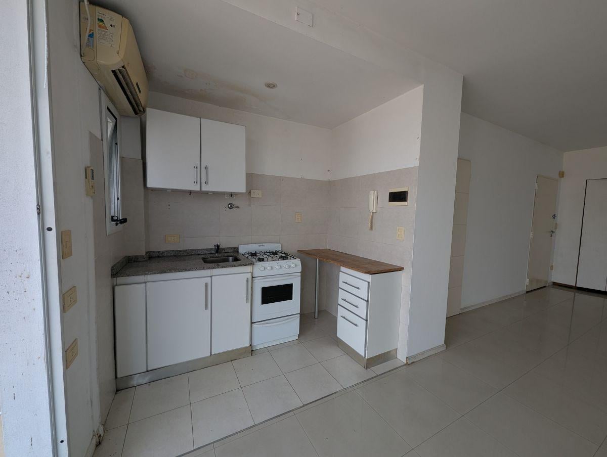 Foto de Departamento - monoambiente - piso alto - pileta - sum - parrilla, imagen 2
