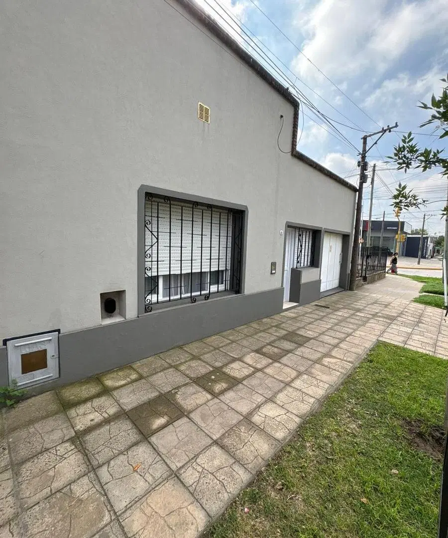 Propiedad a la venta sobre calle Dorsi 3