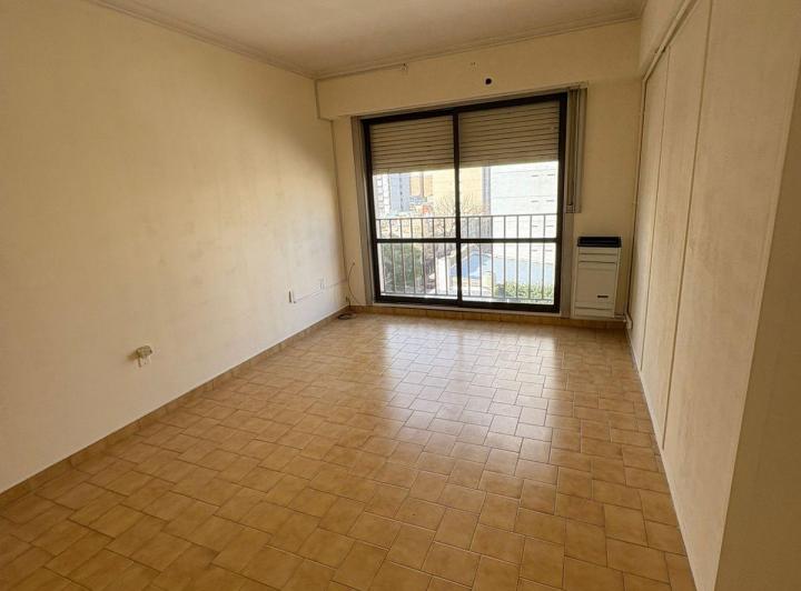 departamento dos dorm. con cochera en ALQUILER 3