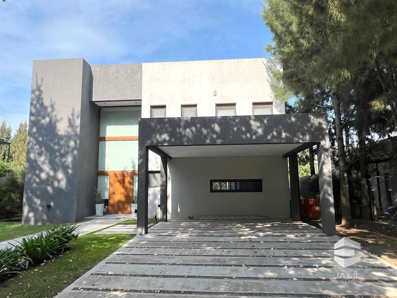 Casa en Ecobarrio El Retiro, R2, KM 76.
