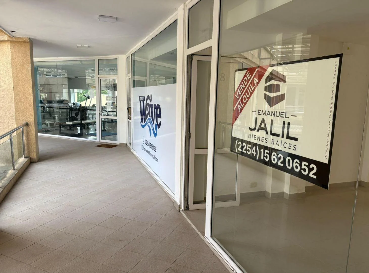 Local 58, Paseo Del Ágora