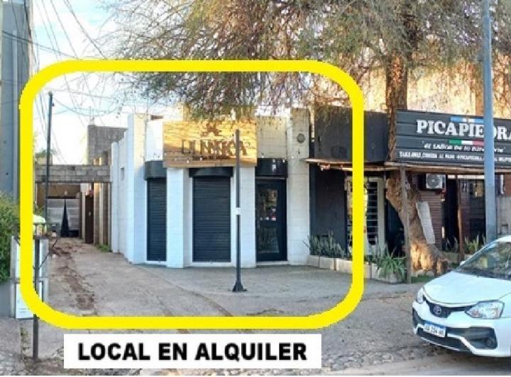 Oportunidad excelente local Martinoli al 8500. Frente a Pizzería Popular. zona L 2