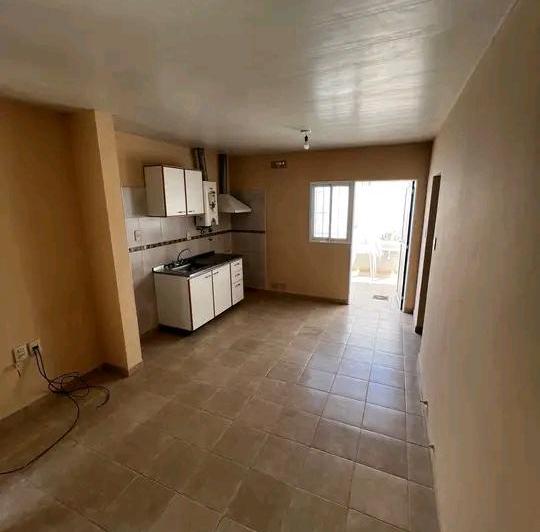 Se alquila departamento 5