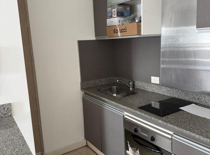 Alquiler monoambiente 3er piso al frente 3