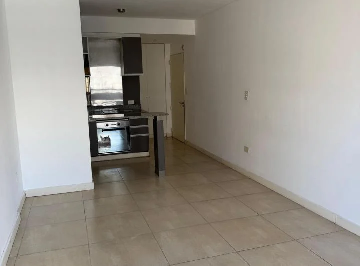 Alquiler monoambiente 3er piso al frente 5