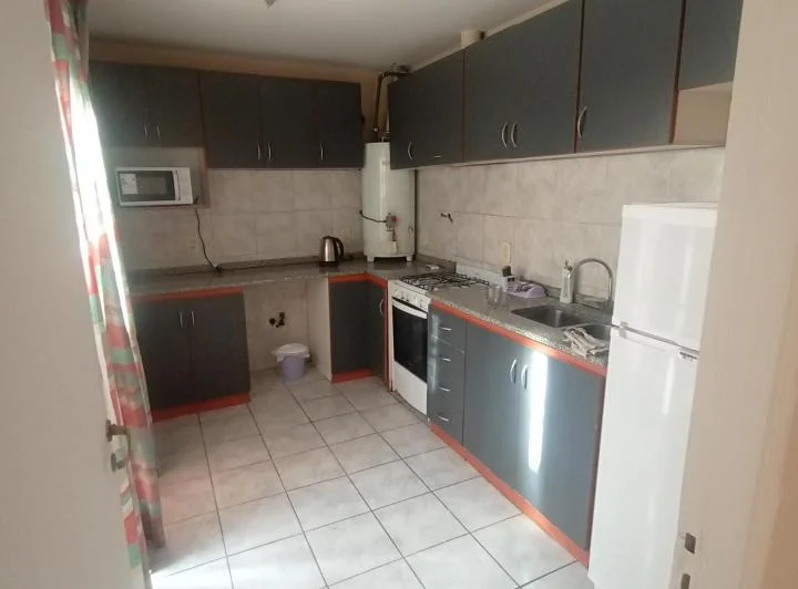 Amplio departamento amoblado en Dorrego 4