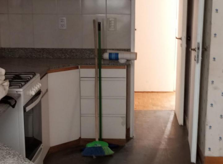 Avda. Cnel. Diaz 4 ambientes piso alto 3