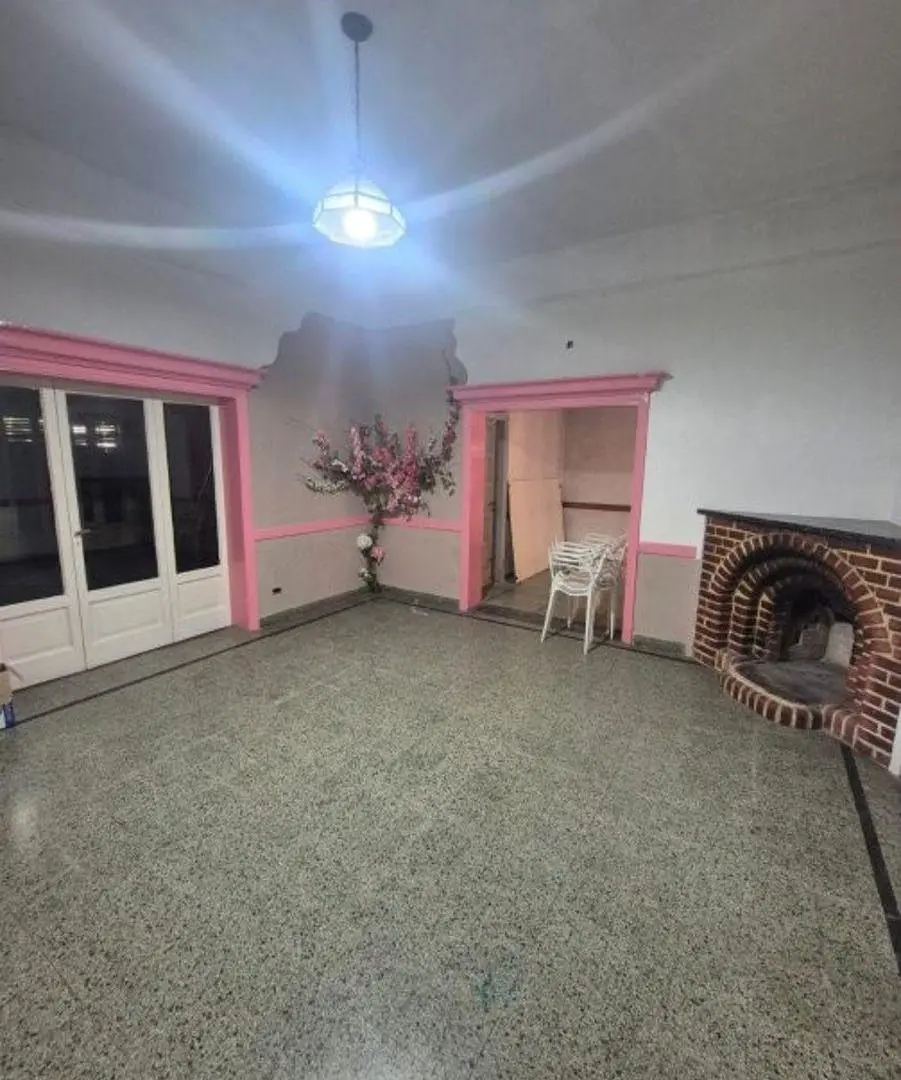 CHALET MUY AMPLIO IDEAL DESTINO COMERCIAL 4