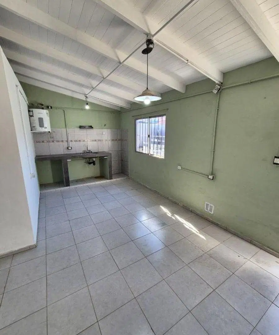 DEPARTAMENTO CON PATIO EN ALQUILER 5