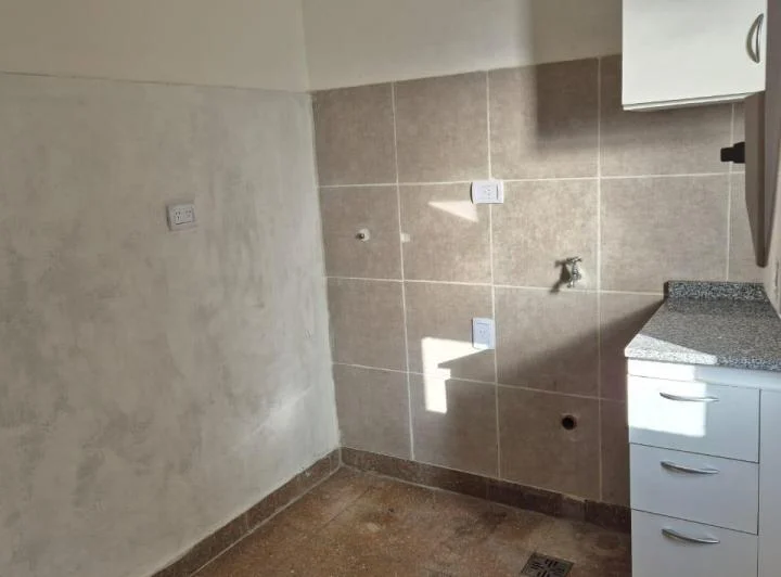 Alquiler Departamento de 2 Ambientes 4