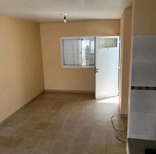 Alquilo departamento 4