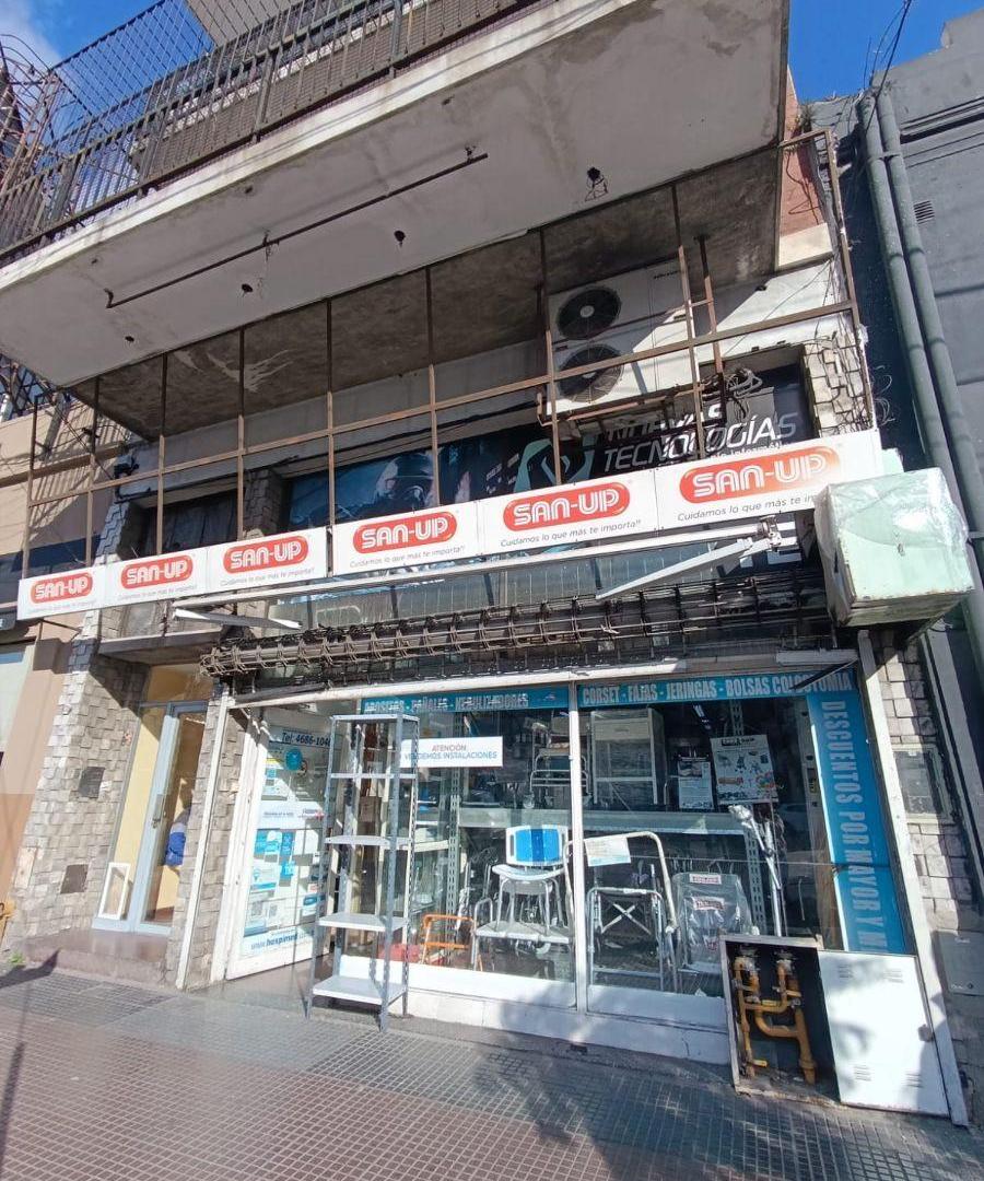 Foto de LOCAL COMERCIAL EN VENTA SOBRE AV. RIVADAVIA – FLORES, imagen 4