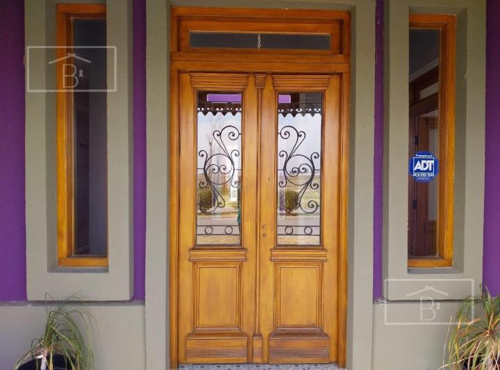 Casa en Alquiler en Barrio San Lucas. A la Laguna. Amoblada. 3