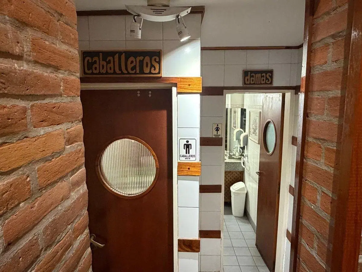 VENTA LOCAL COMERCIAL / HOY SALÓN DE FIESTAS 2
