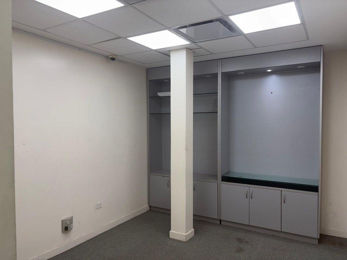 Foto de Venta Oficina en Caballito Ascensor Patio Terraza, imagen 5