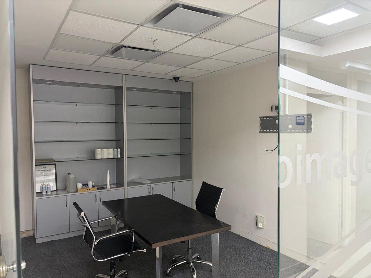 Foto de Venta Oficina en Caballito Ascensor Patio Terraza, imagen 1