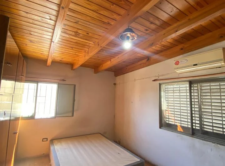 Se alquila casa grande en zona sur 3