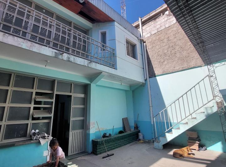 Casa en venta ..zona centro-comercial Perico 4