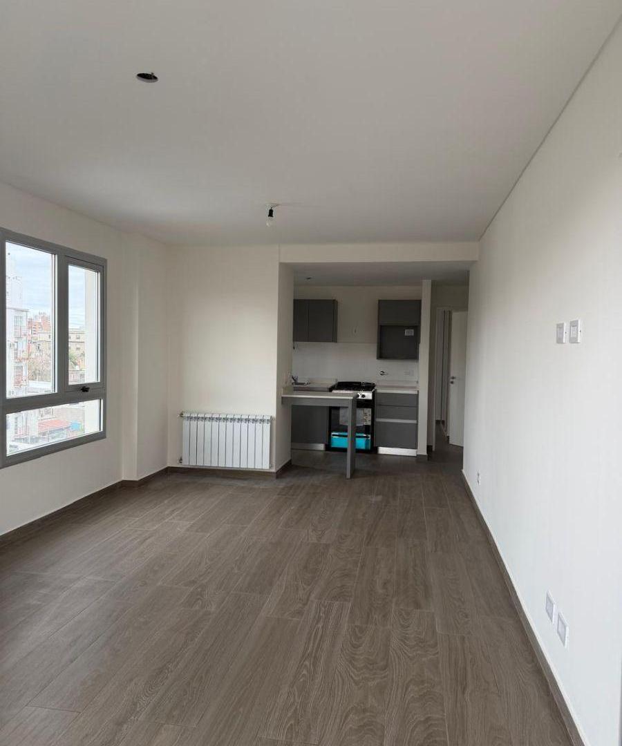 Foto de DEPARTAMENTO 1 DORMITORIO A ESTRENAR SOBRE BV, imagen 2