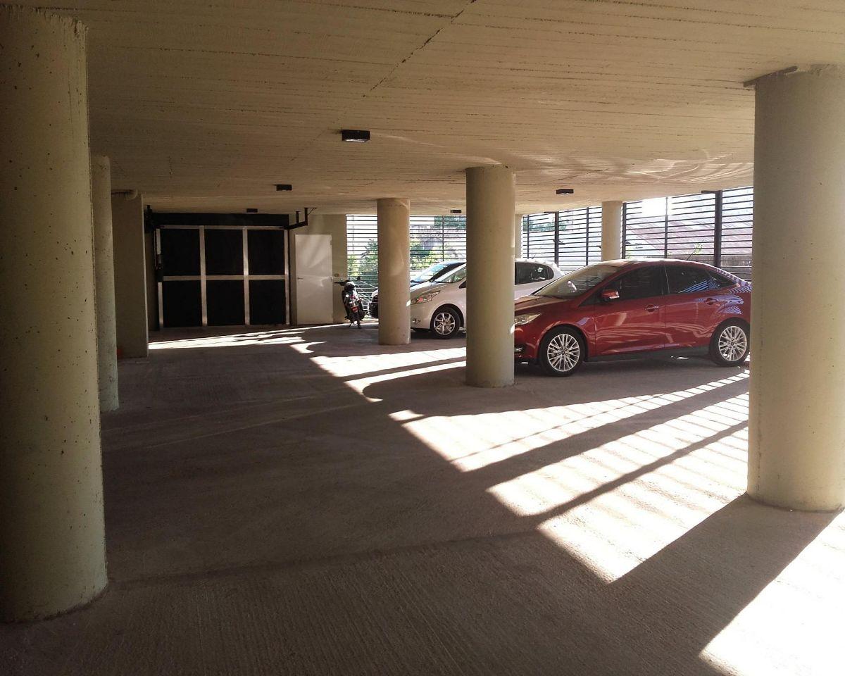 Foto de DEPARTAMENTO CENTRICO CON COCHERA, imagen 3