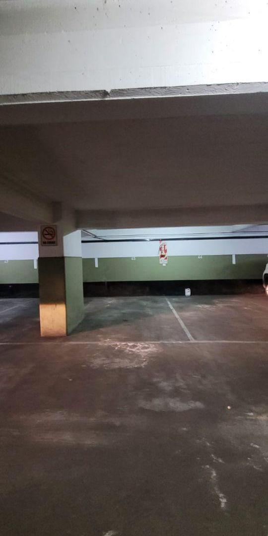 Foto de COCHERA EN ALQUILER – PLENO CENTRO DE LAS LOMITAS, imagen 4
