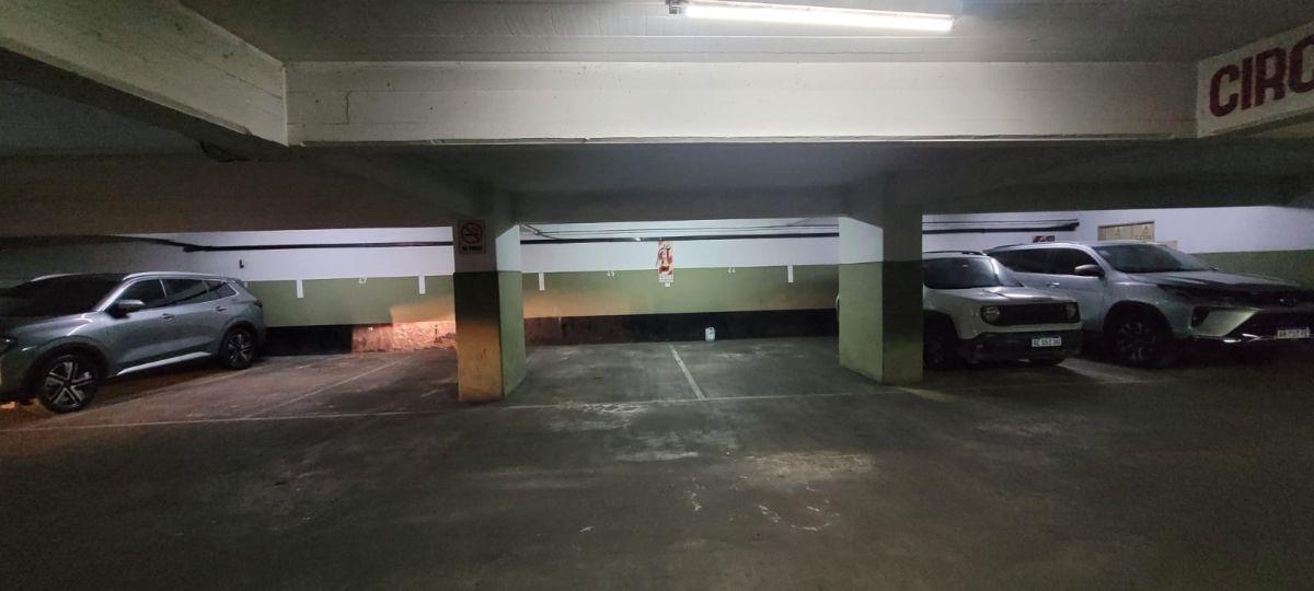 Foto de COCHERA EN ALQUILER – PLENO CENTRO DE LAS LOMITAS, imagen 5