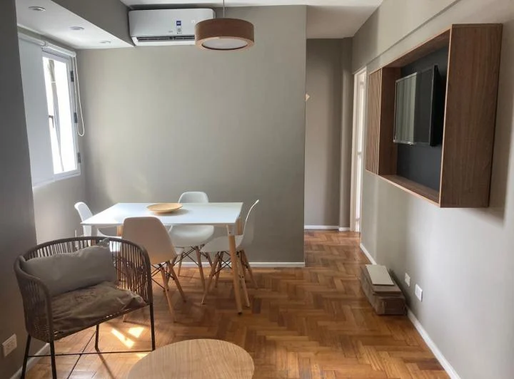 Departamento de 2 ambientes. 5