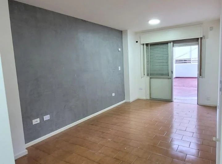 Depto 1 dorm con patio a pasos del Patio Olmos - Dueño directo 2