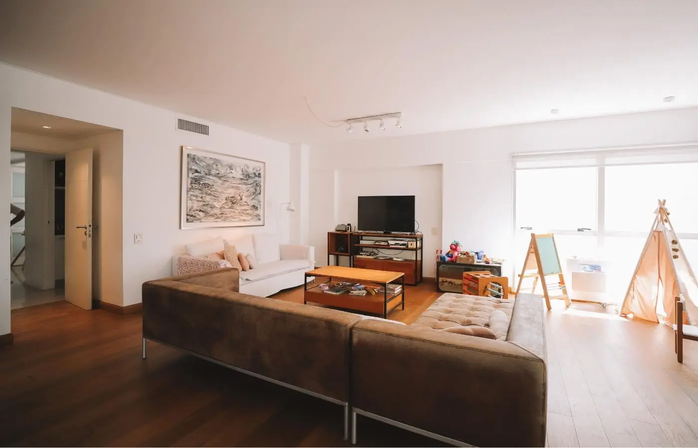 Exclusivo departamento 5 ambientes en alquiler sobre Av. Libertador – La Lucila 4