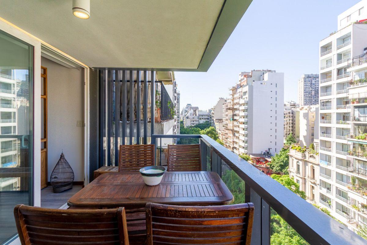 Foto de Sobre Boulevard Cerviño, balcón con parrilla, toilette, imagen 4