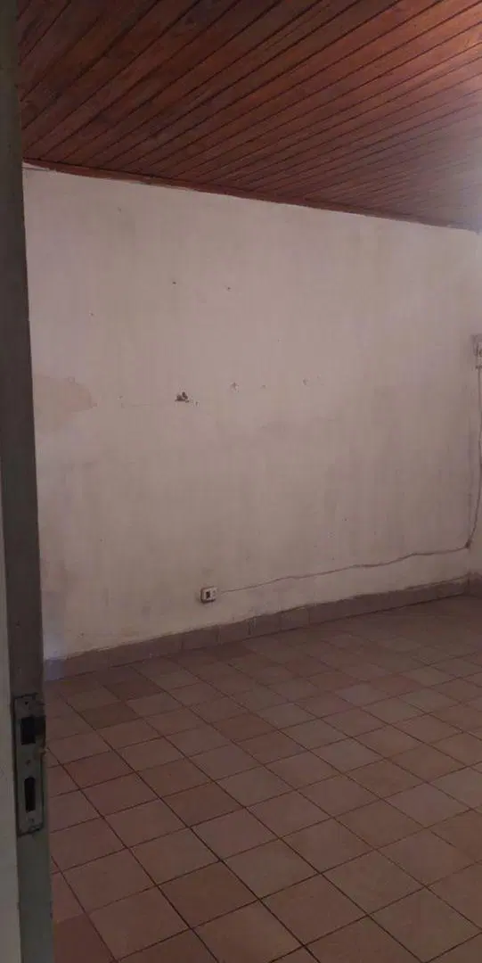 Casa con 900 m² en venta en CASTILLA (BS AS) 2