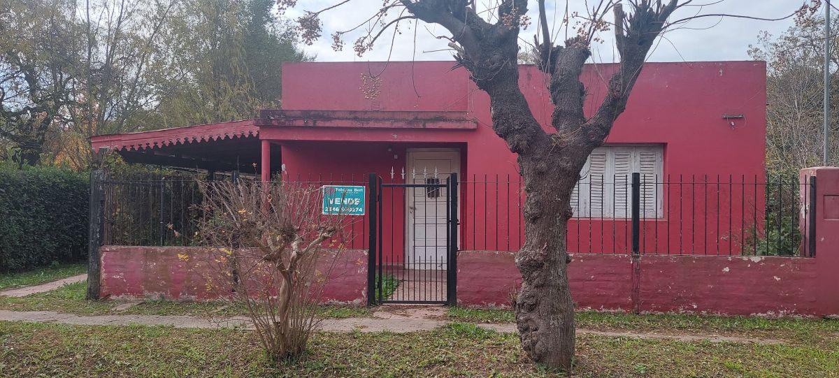 Casa con 900 m² en venta en CASTILLA (BS AS)