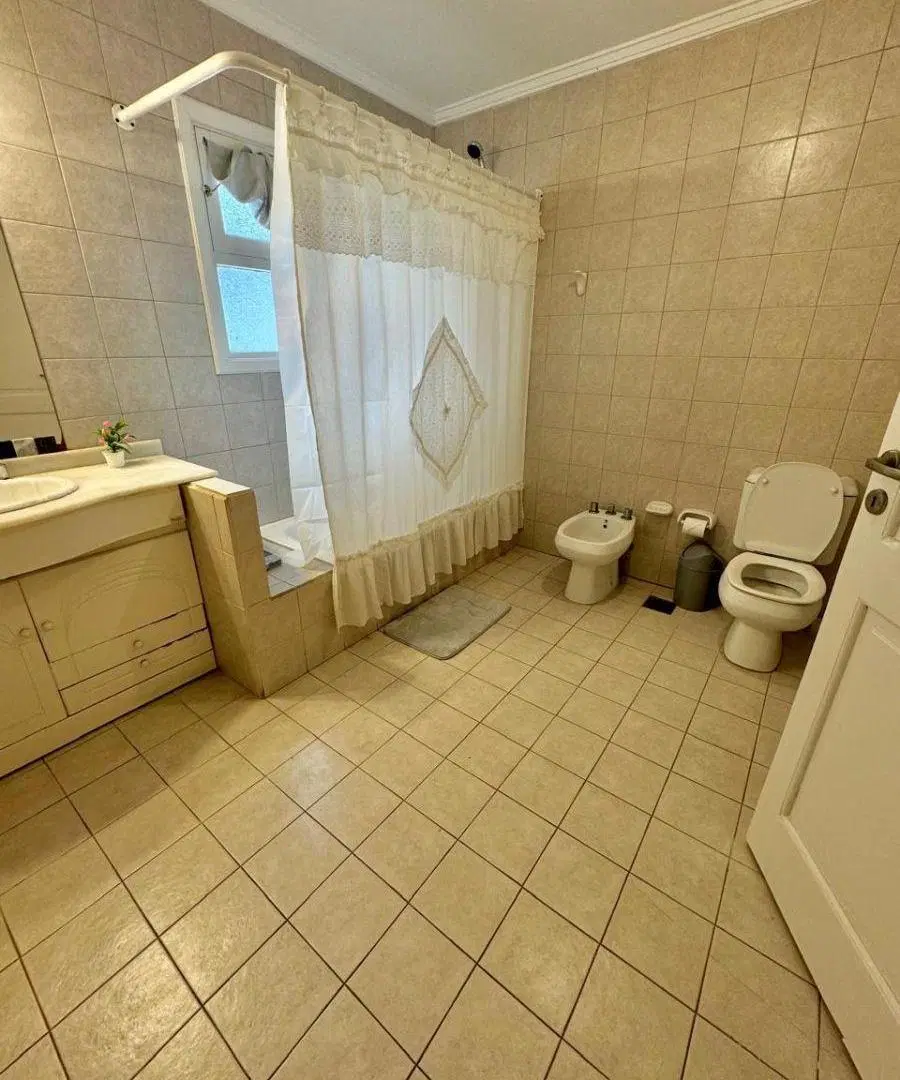 VENTA DE EXCELENTE CASA EN CHIVILCOY (BS AS) 3