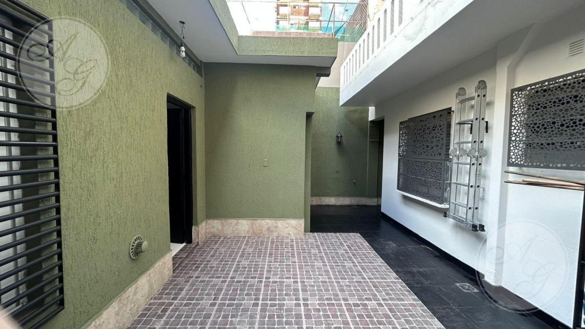 Foto de VENTA HERMOSO PH EN COLEGIALES - CABA, imagen 5