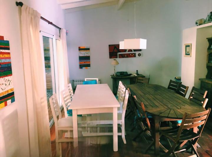 Hermosa Casa En Alquiler Mes De Enero En La Zona Norte De Pinamar. 4 Dormitorios 5