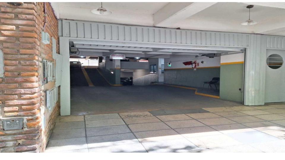 Foto de Cochera en Venta en Colegiales – Excelente Acceso y Seguridad, imagen 3