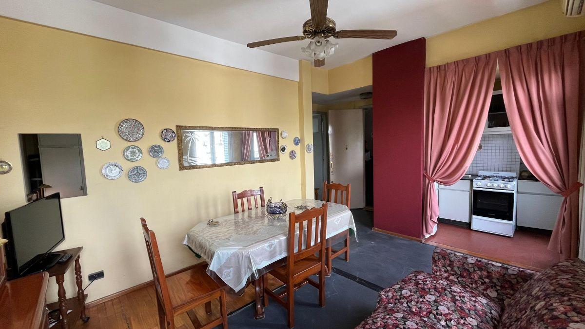 Foto de Excelente 2 ambientes con vista abierta en Balvanera, imagen 2