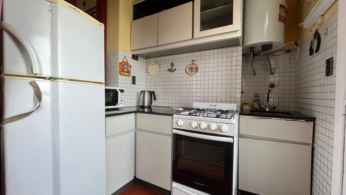 Foto de Excelente 2 ambientes con vista abierta en Balvanera, imagen 3