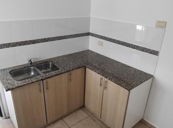 Departamento 1 Dormitorio en Alquiler - 4 E/ 43 y 44 - La Plata 2