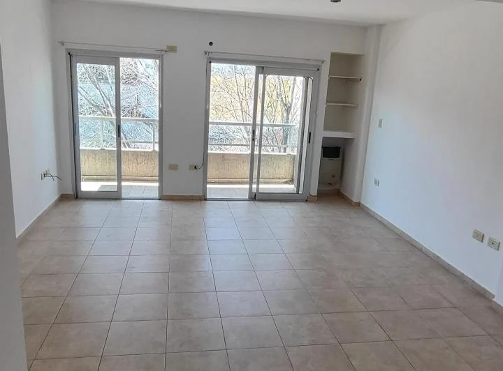 Departamento 1 Dormitorio en Alquiler - 4 E/ 43 y 44 - La Plata 1