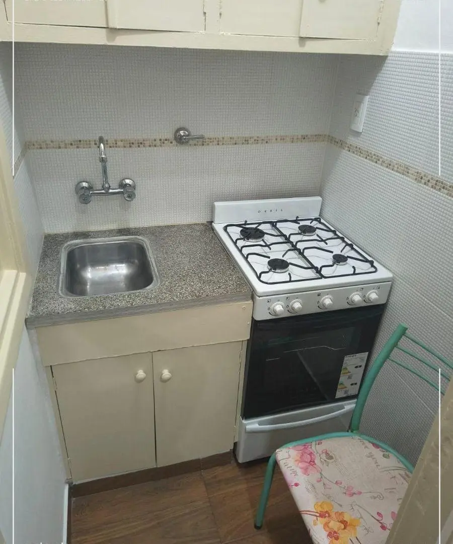 Monoambiente en la peatonal Mar del Plata 8